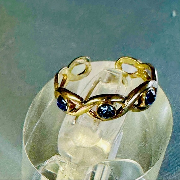 Sterling Silver toe ring with blue stones - Picture 2 of 13